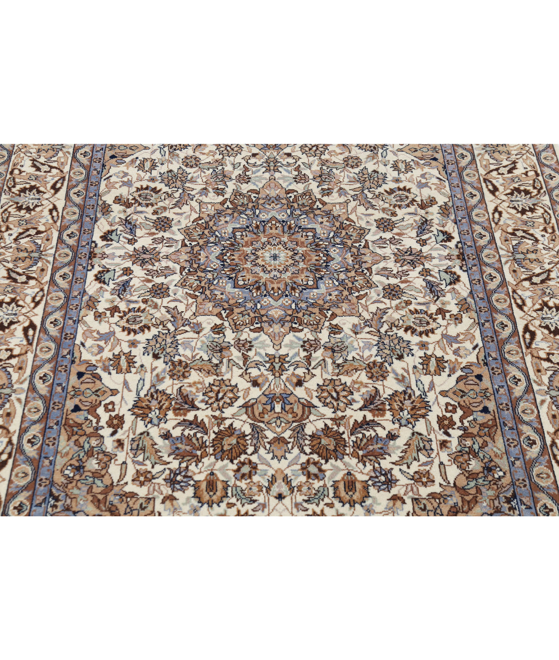 Hand Knotted Heritage Persian Style Wool Rug - 4'0'' x 5'11'' 4'0'' x 5'11'' (120 X 178) / Ivory / Taupe