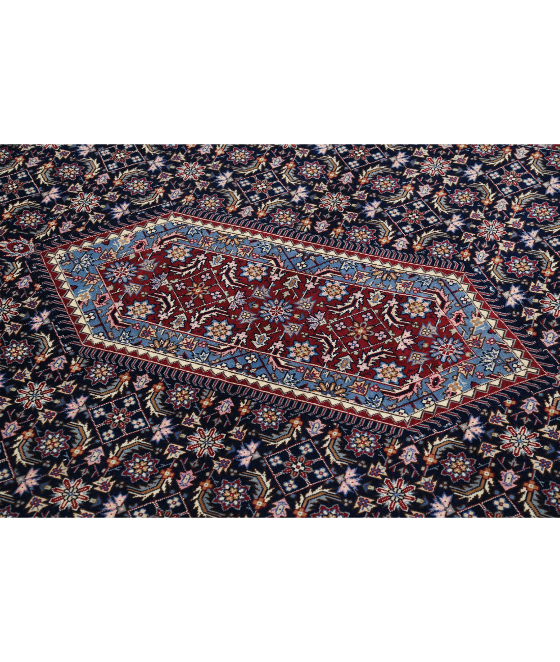 Hand Knotted Heritage Persian Style Bijar Wool Rug - 6'0'' x 9'0'' 6'0'' x 9'0'' (180 X 270) / Blue / Red