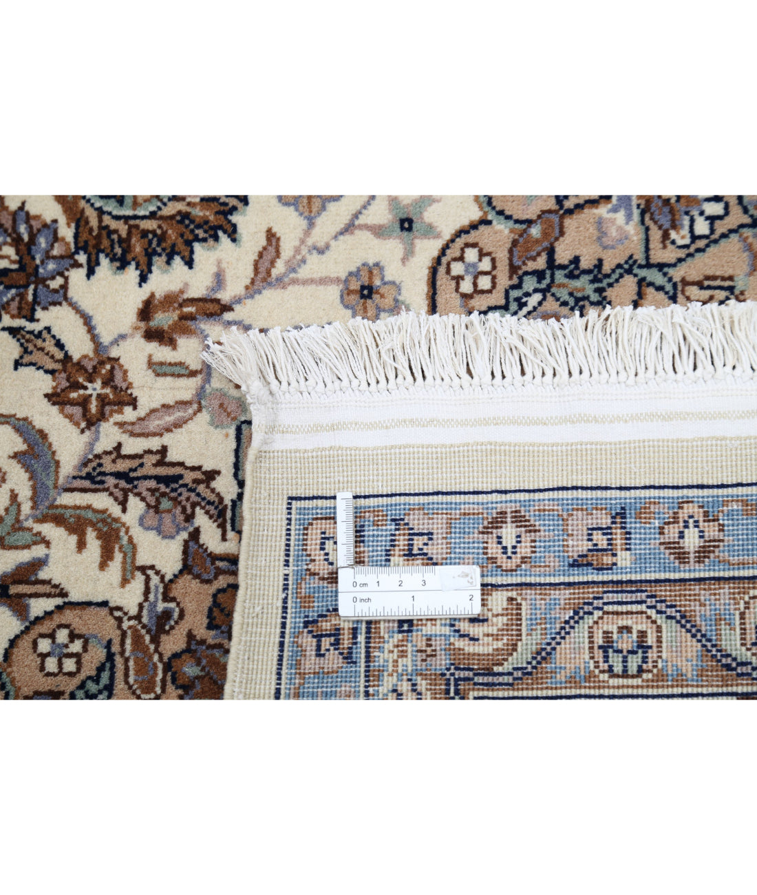 Hand Knotted Heritage Persian Style Wool Rug - 5'11'' x 9'0'' 5'11'' x 9'0'' (178 X 270) / Ivory / Taupe