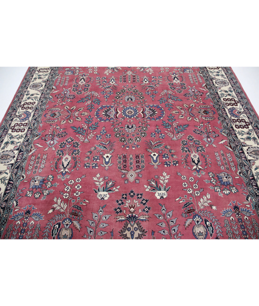 Hand Knotted Heritage Persian Style Wool Rug - 8'2'' x 10'2'' 8'2'' x 10'2'' (245 X 305) / Pink / Ivory