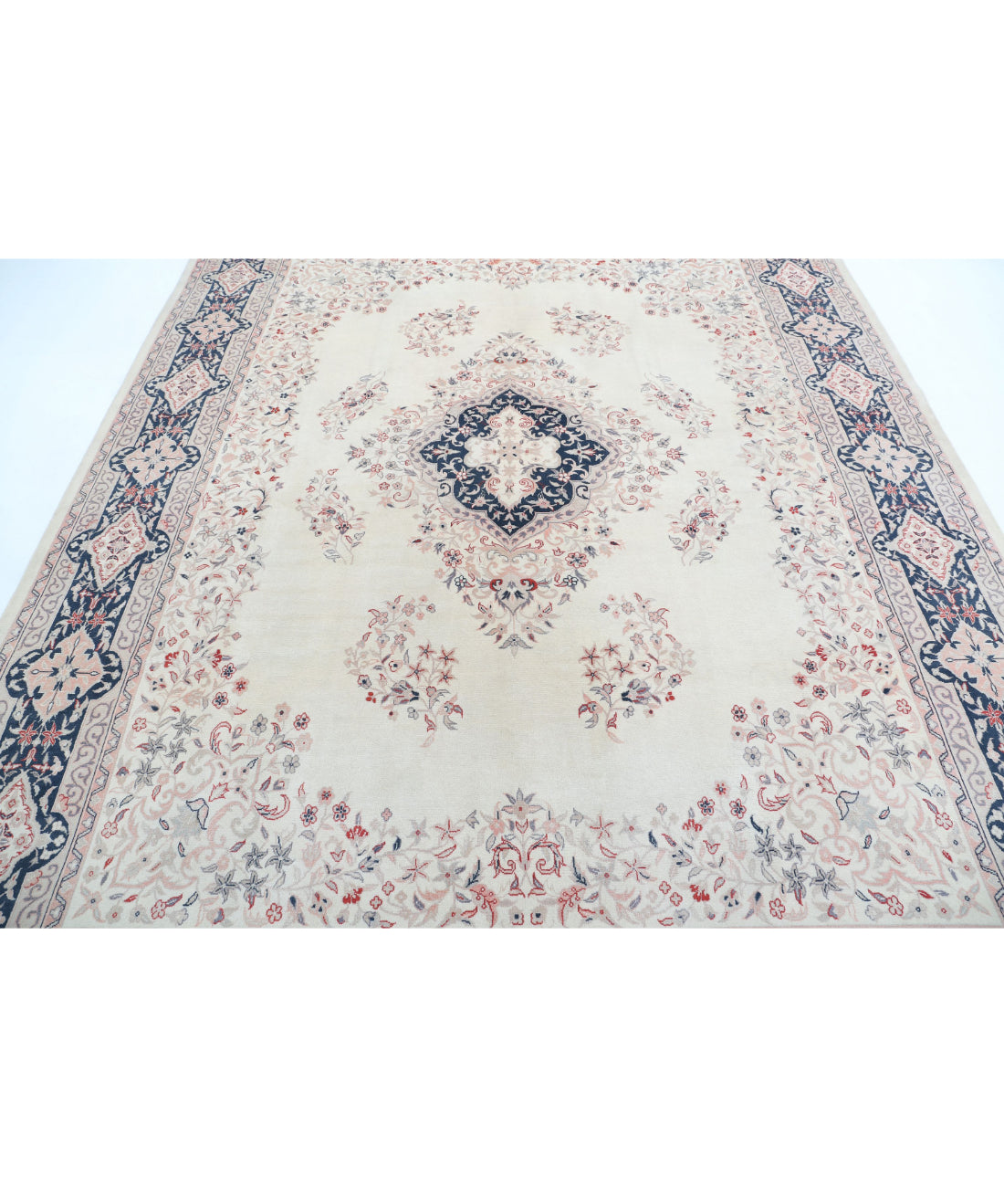 Hand Knotted Heritage Persian Style Wool Rug - 8'1'' x 10'0'' 8'1'' x 10'0'' (243 X 300) / Ivory / Black