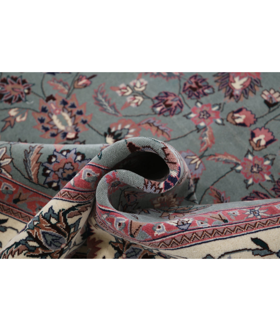 Hand Knotted Heritage Persian Style Wool Rug - 6'2'' x 8'11'' 6'2'' x 8'11'' (185 X 268) / Green / Ivory