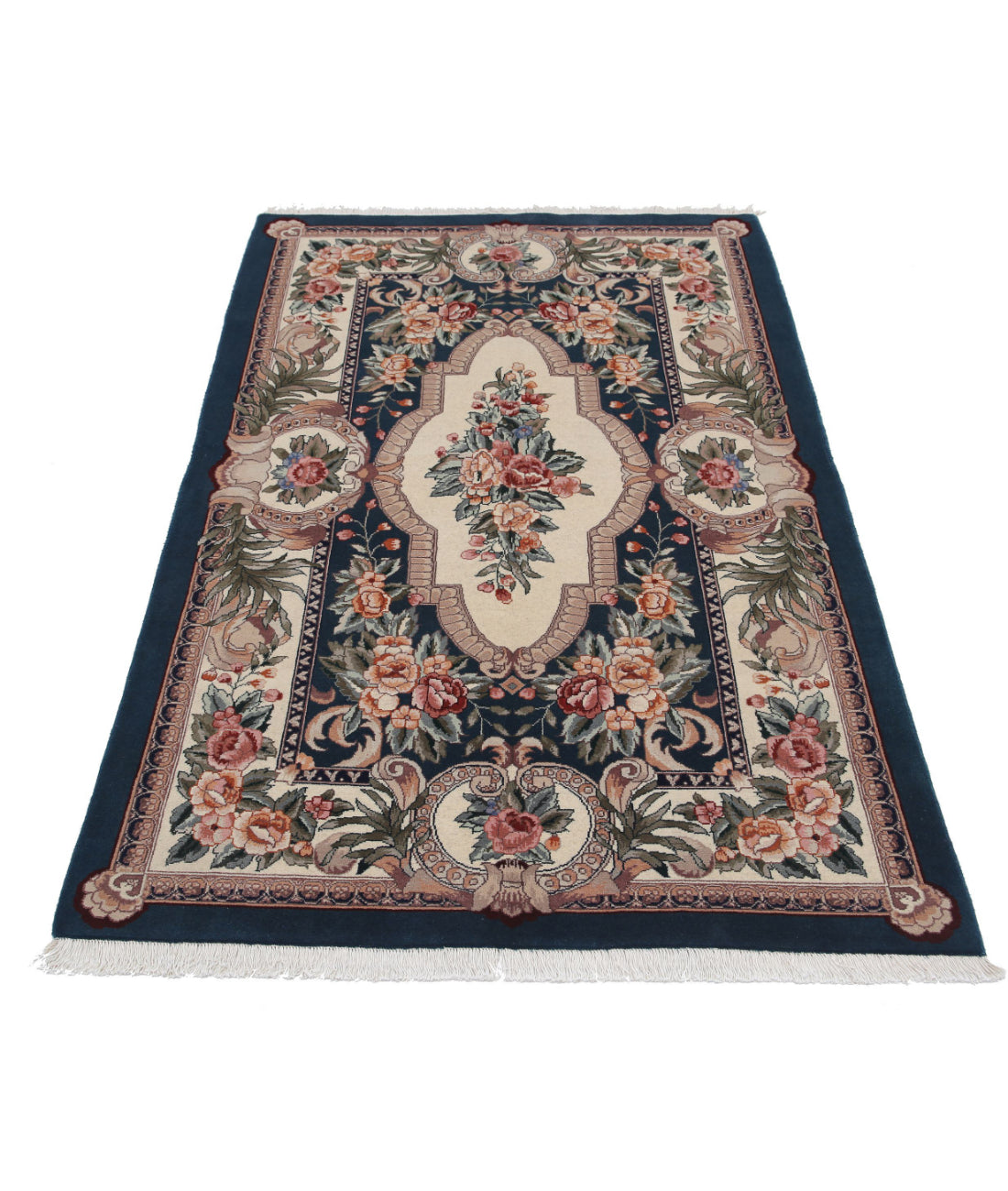 Hand Knotted Heritage Persian Style Aubusson Wool Rug - 3'10'' x 5'9'' 3'10'' x 5'9'' (115 X 173) / Green / Ivory