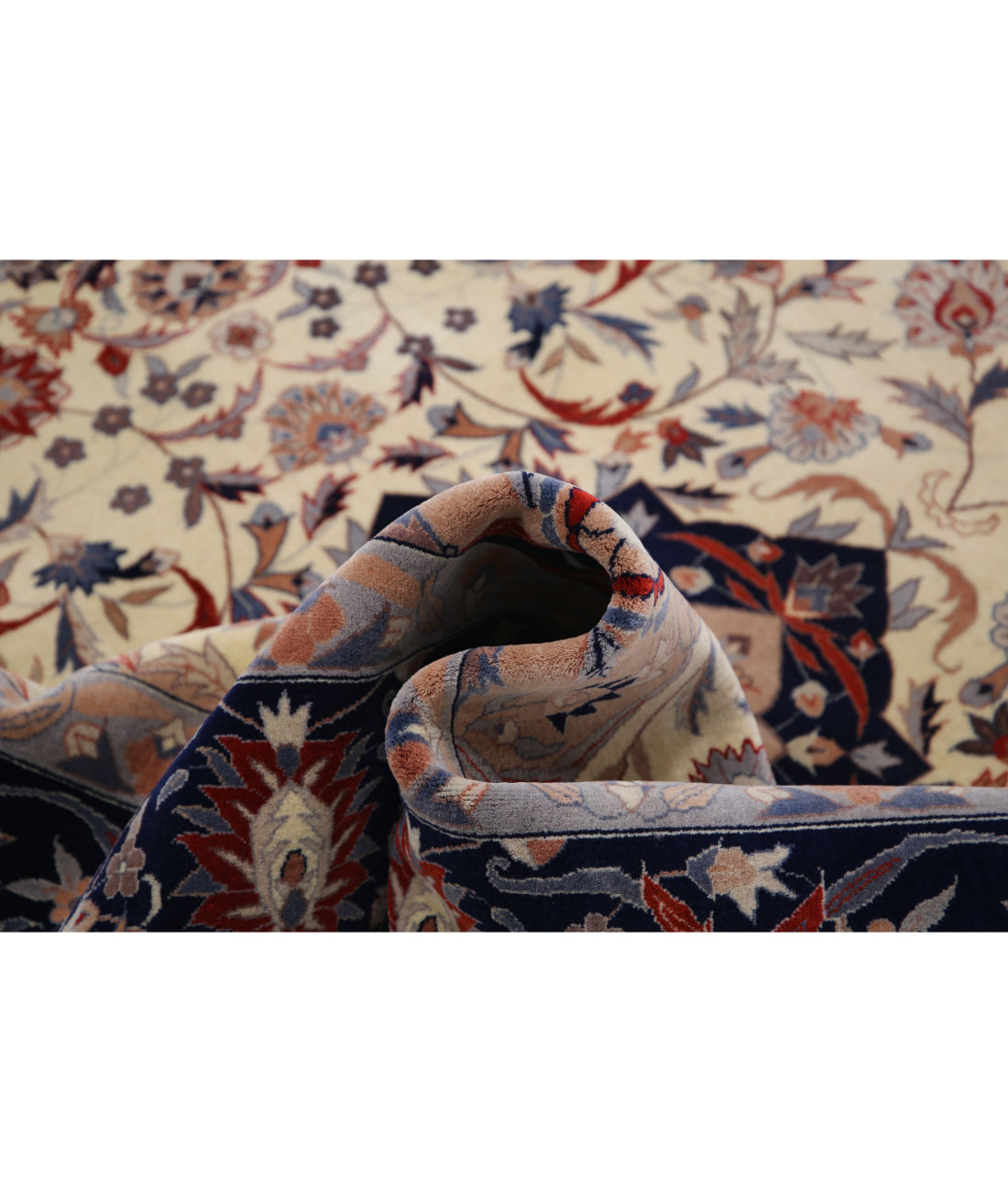 Hand Knotted Heritage Fine Persian Style Wool Rug - 6'1'' x 6'1'' 6'1'' x 6'1'' (183 X 183) / Ivory / Blue