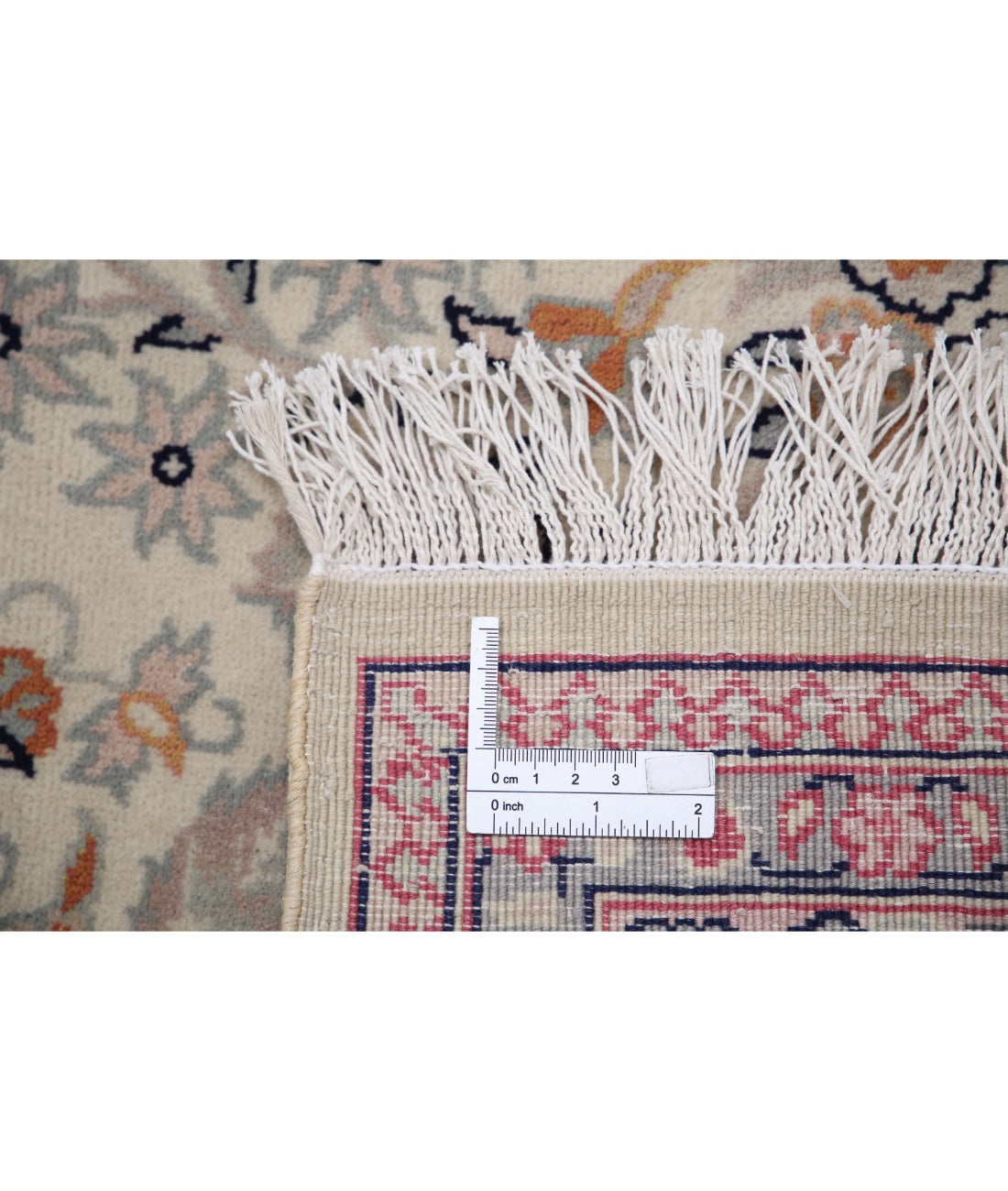 Hand Knotted Heritage Fine Persian Style Wool Rug - 6'0'' x 9'0'' 6'0'' x 9'0'' (180 X 270) / Ivory / Taupe