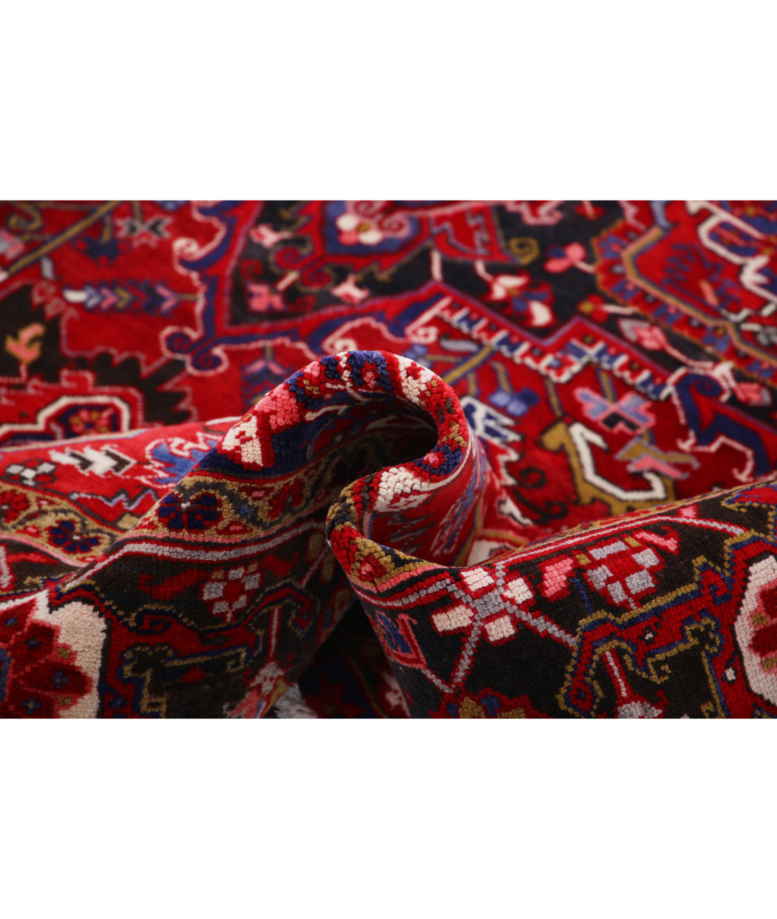 Hand Knotted Semi Antique Persian Heriz Wool Rug - 8'1'' x 11'2'' 8'1'' x 11'2'' (243 X 335) / Red / Blue