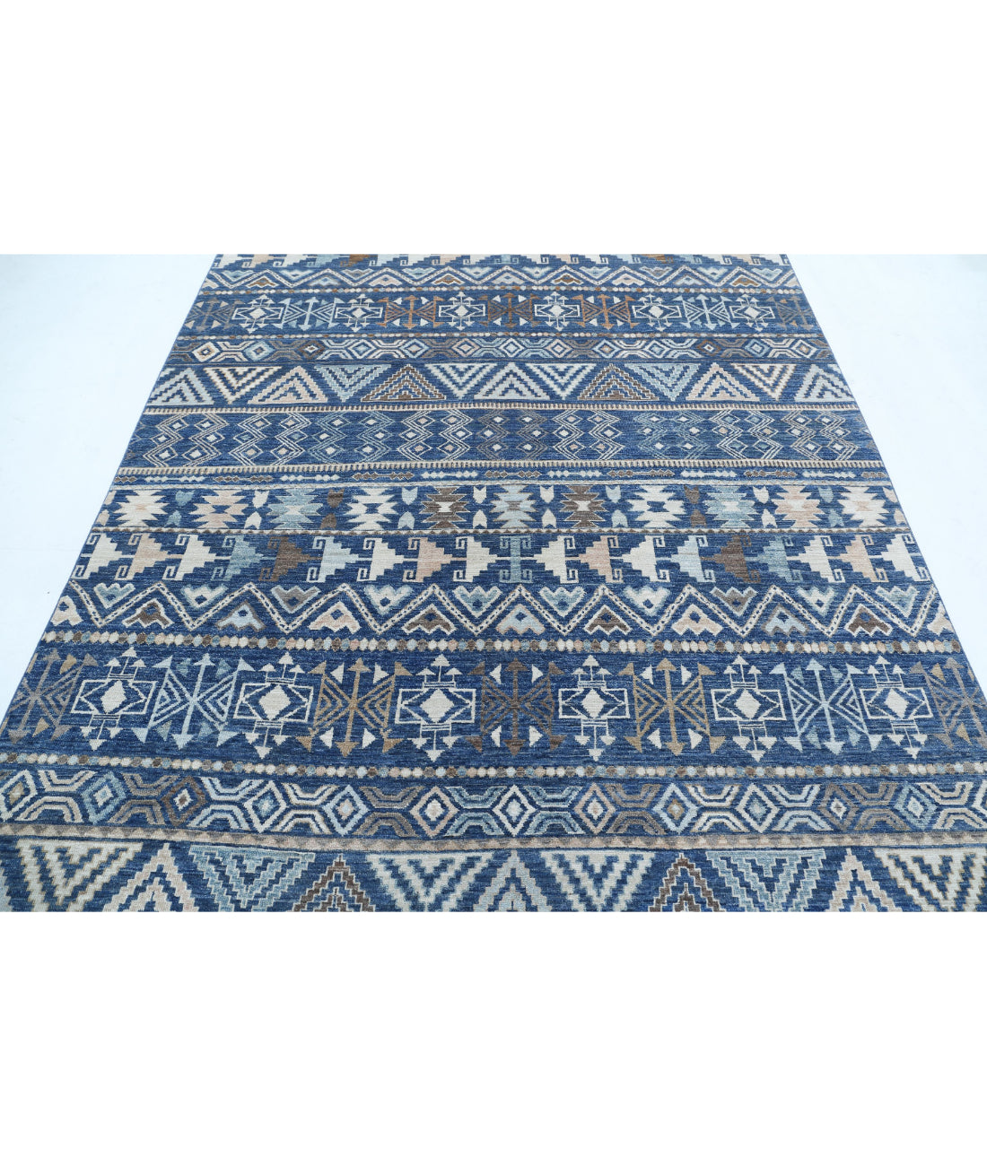 Hand Knotted Khurjeen Wool Rug - 6'9'' x 8'5'' 6'9'' x 8'5'' (203 X 253) / Blue / Ivory