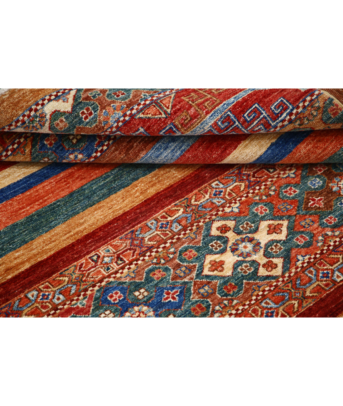 Hand Knotted Khurjeen Wool Rug - 5'9'' x 7'9'' 5'9'' x 7'9'' (173 X 233) / Multi / Multi