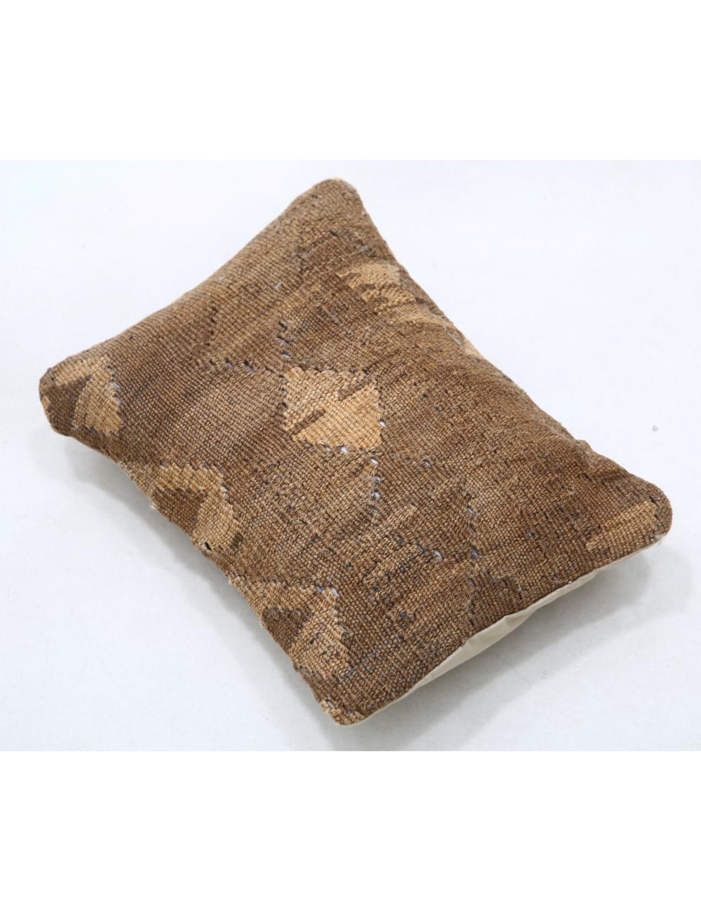 Hand Woven Tribal Multi Color Geometric Wool Pillow - 1'0'' x 1'5'' Arteverk Arteverk Rugs