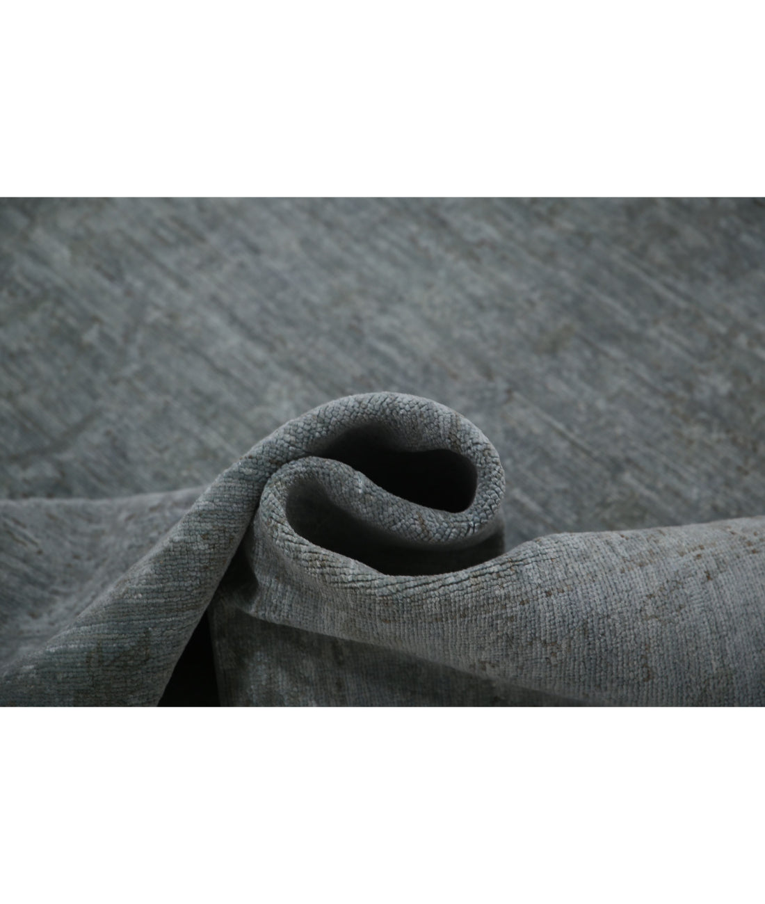 Hand Knotted Overdye Wool Rug - 6'2'' x 8'10'' 6'2'' x 8'10'' (185 X 265) / Grey / Grey