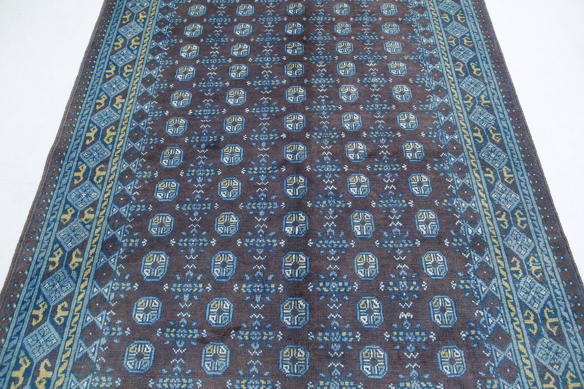Revival-hand-knotted-gul-collection-wool-rug-5013948-4.jpg