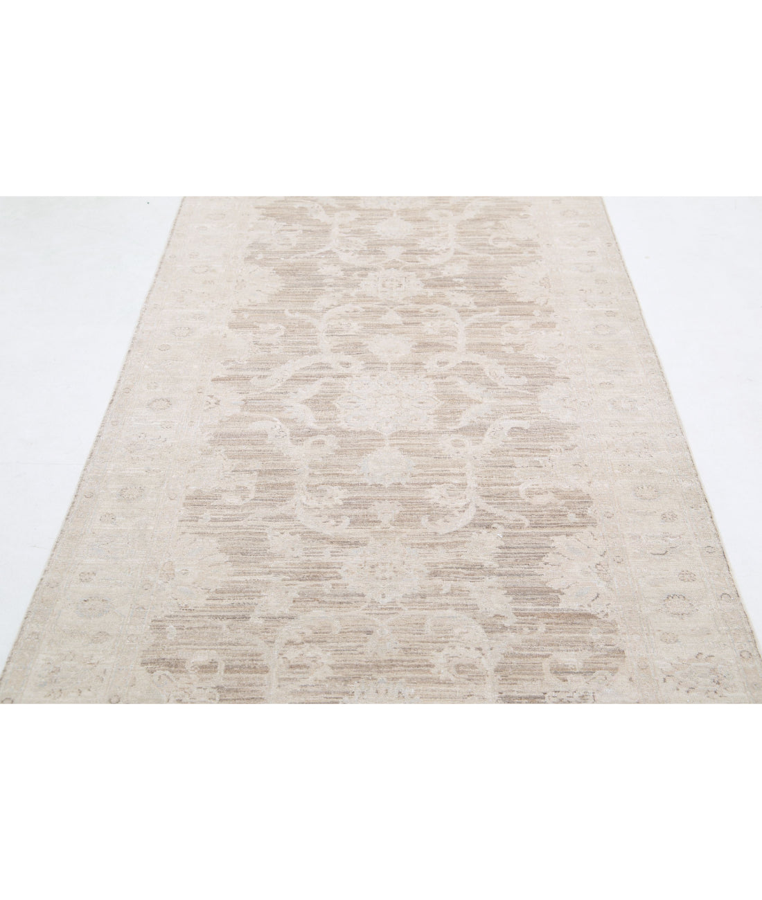 Hand Knotted Serenity Wool Rug - 4'0'' x 15'1'' 4'0'' x 15'1'' (120 X 453) / Brown / Ivory
