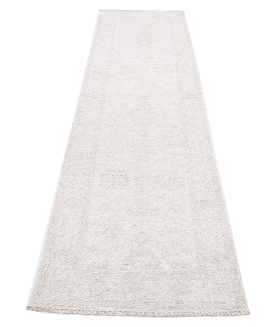 Hand Knotted Serenity Wool Rug - 2'6'' x 9'5'' 2'6'' x 9'5'' (75 X 283) / Ivory / Taupe