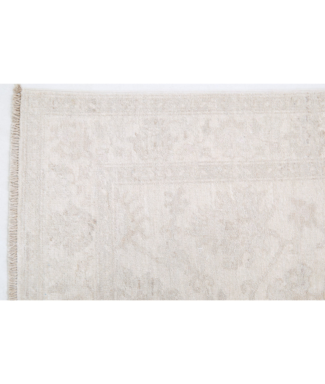 Hand Knotted Serenity Wool Rug - 2'6'' x 9'5'' 2'6'' x 9'5'' (75 X 283) / Ivory / Taupe