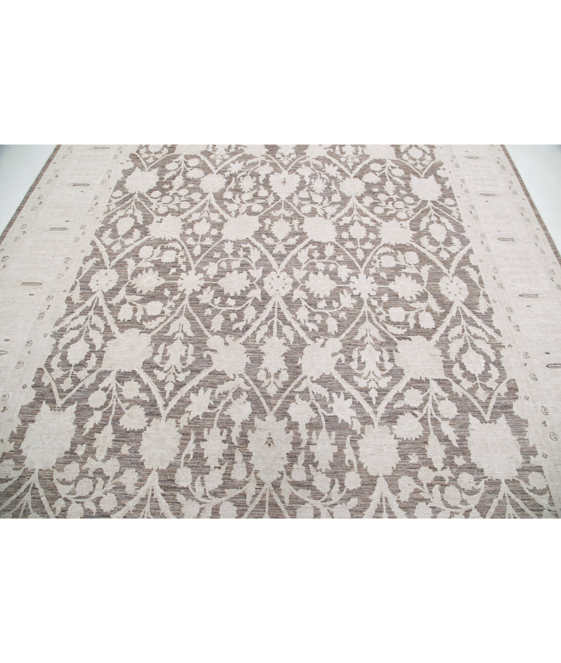 Hand Knotted Serenity Wool Rug - 8'9'' x 11'0'' 8'9'' x 11'0'' (263 X 330) / Brown / Ivory