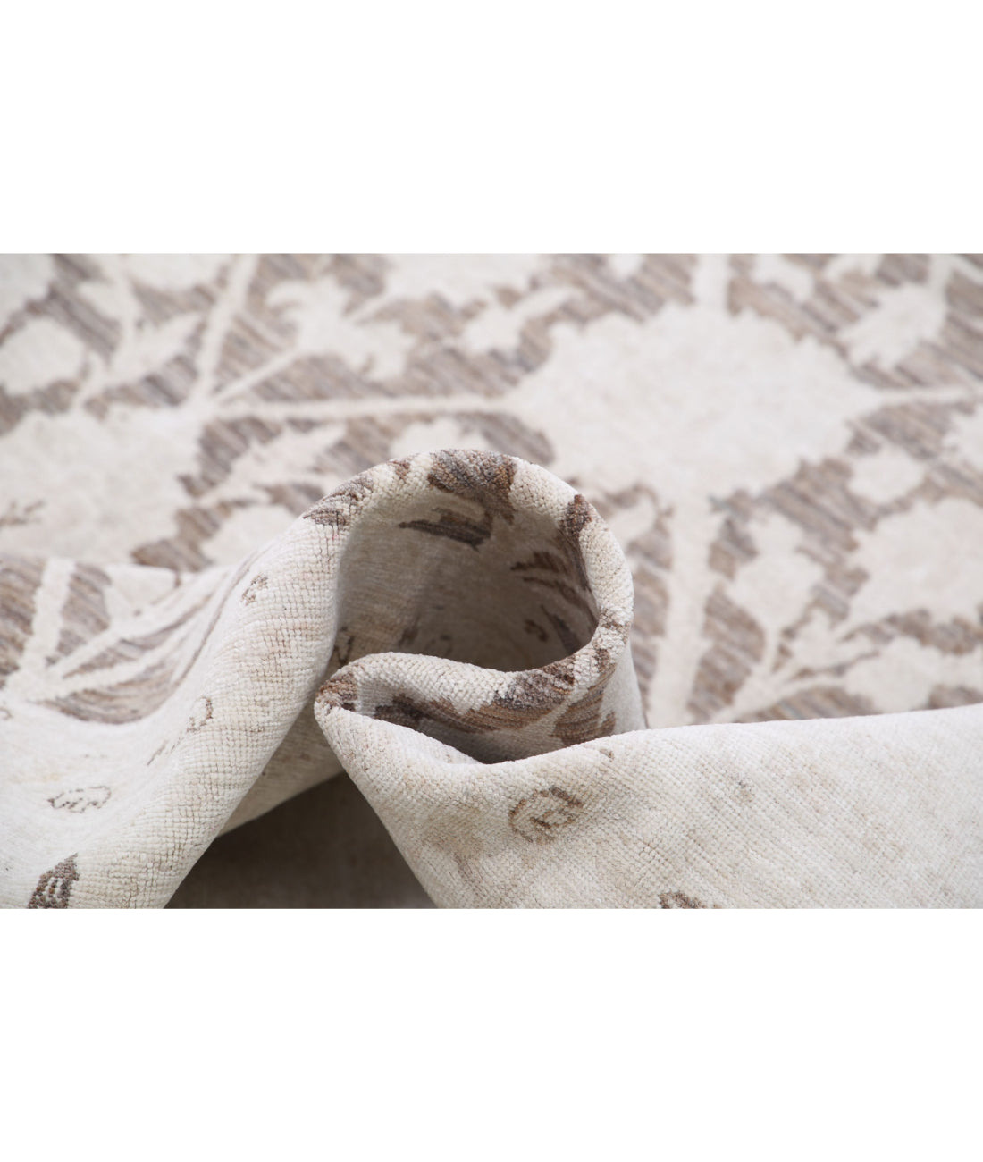 Hand Knotted Serenity Wool Rug - 8'9'' x 11'0'' 8'9'' x 11'0'' (263 X 330) / Brown / Ivory