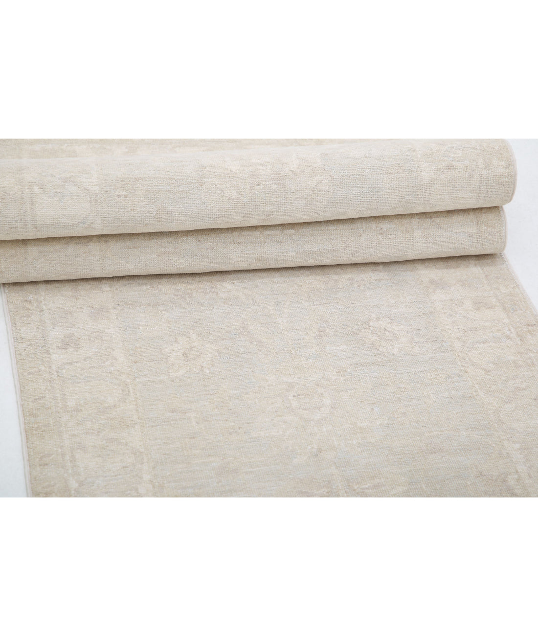 Hand Knotted Serenity Wool Rug - 2'7'' x 8'5'' 2'7'' x 8'5'' (78 X 253) / Grey / Ivory