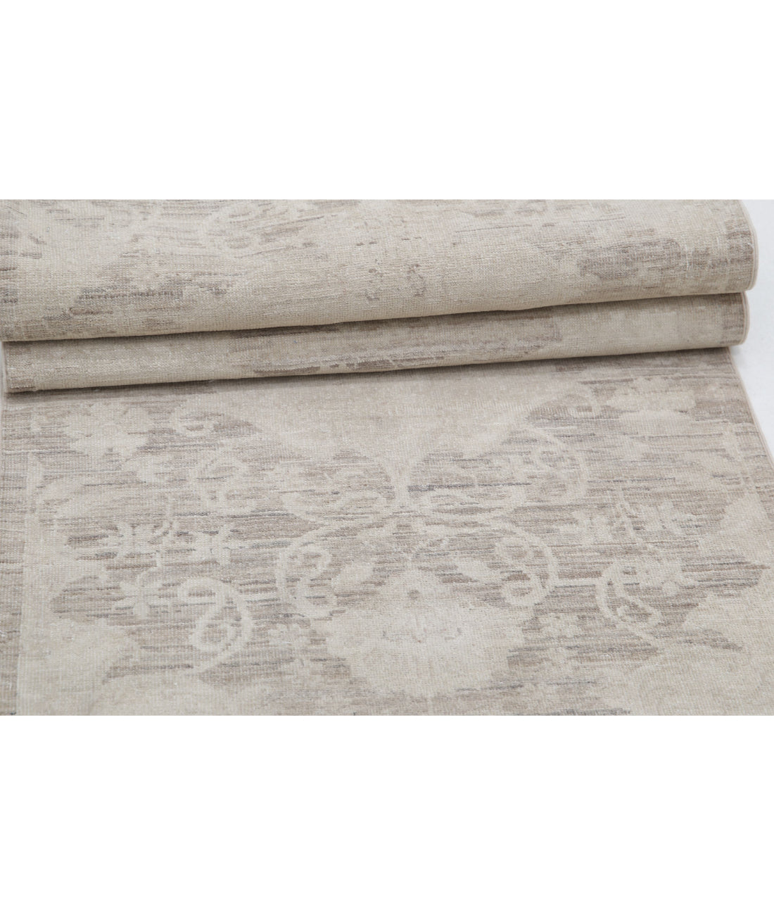 Hand Knotted Serenity Wool Rug - 2'6'' x 7'11'' 2'6'' x 7'11'' (75 X 238) / Brown / Ivory