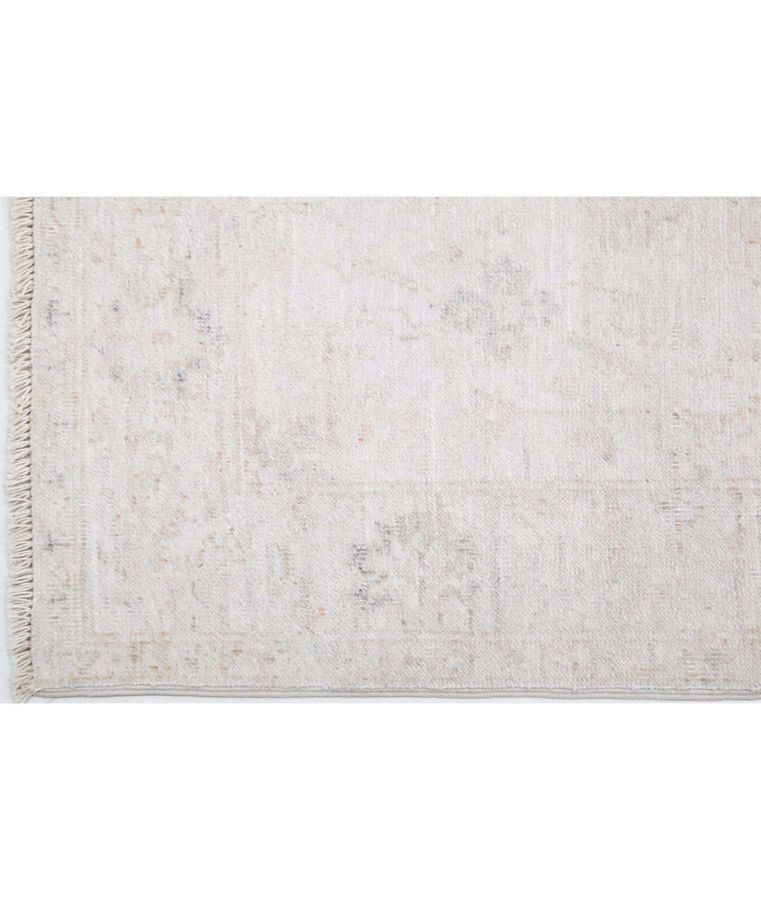 Hand Knotted Serenity Wool Rug - 2'5'' x 9'5'' 2'5'' x 9'5'' (73 X 283) / Ivory / Grey