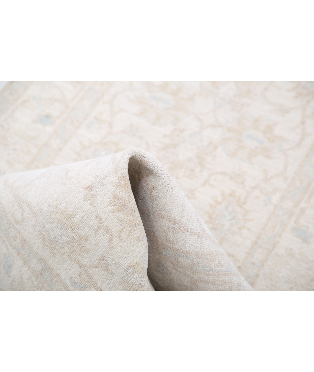 Hand Knotted Serenity Wool Rug - 2'5'' x 6'4'' 2'5'' x 6'4'' (73 X 190) / Ivory / Taupe