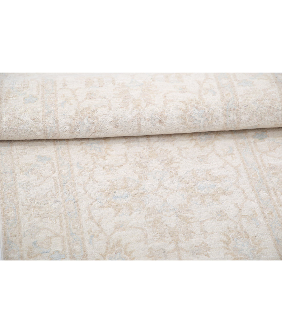 Hand Knotted Serenity Wool Rug - 2'5'' x 6'4'' 2'5'' x 6'4'' (73 X 190) / Ivory / Taupe