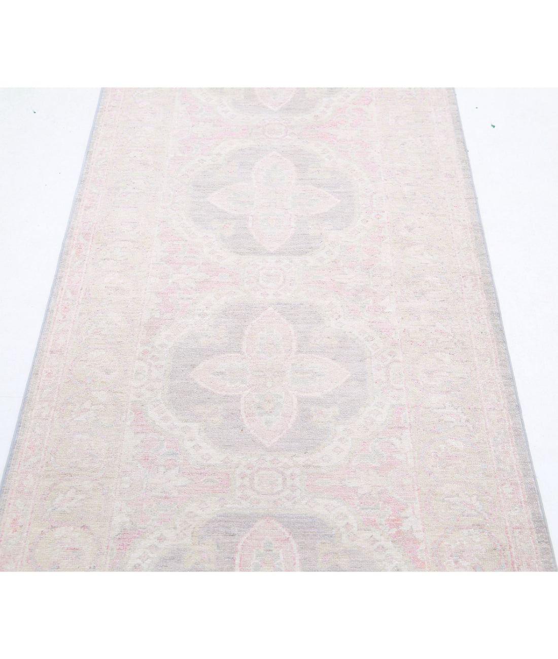 Hand Knotted Serenity Wool Rug - 2'7'' x 9'9'' 2'7'' x 9'9'' (78 X 293) / Grey / Ivory