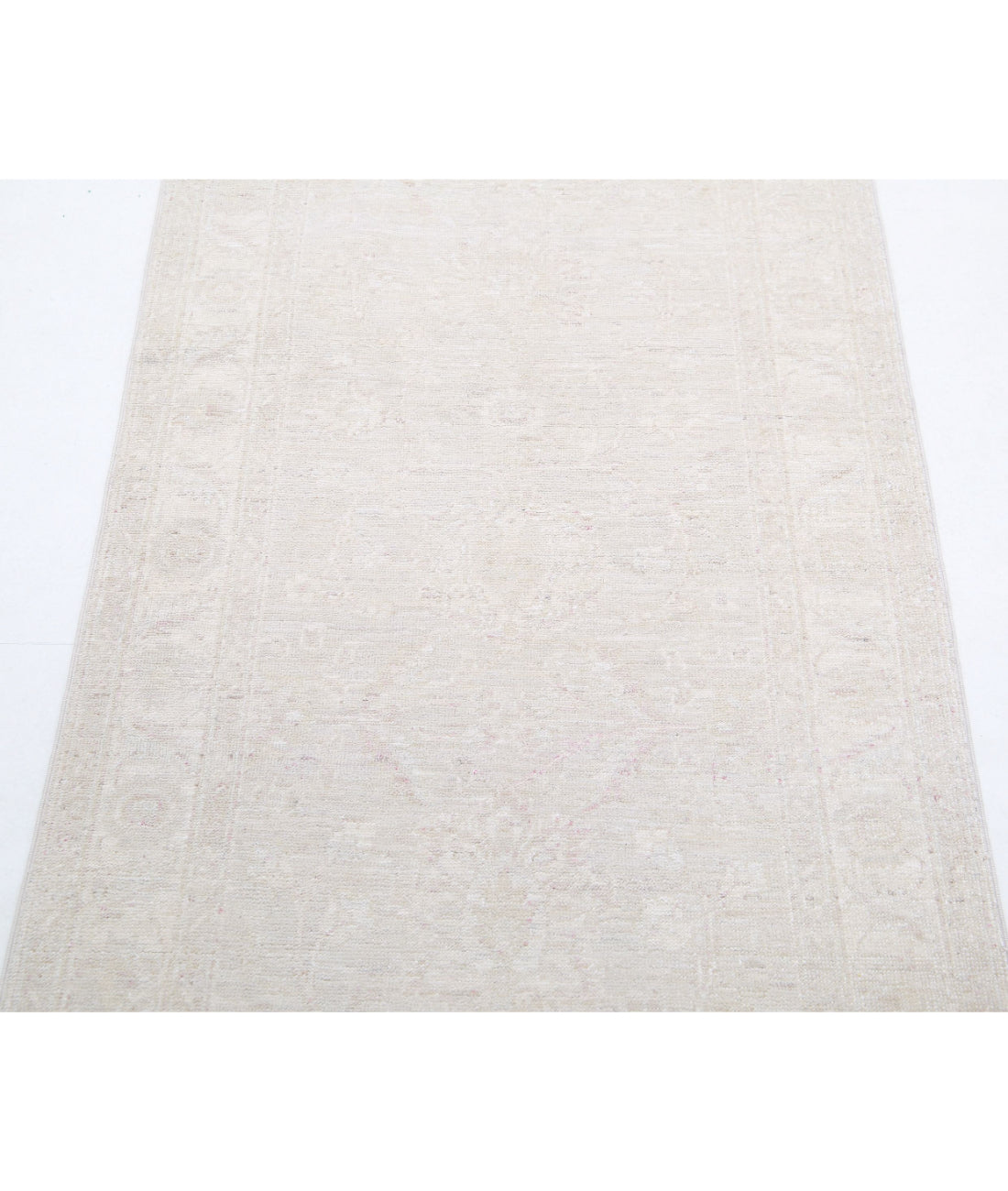 Hand Knotted Serenity Wool Rug - 2'6'' x 8'2'' 2'6'' x 8'2'' (75 X 245) / Grey / Ivory