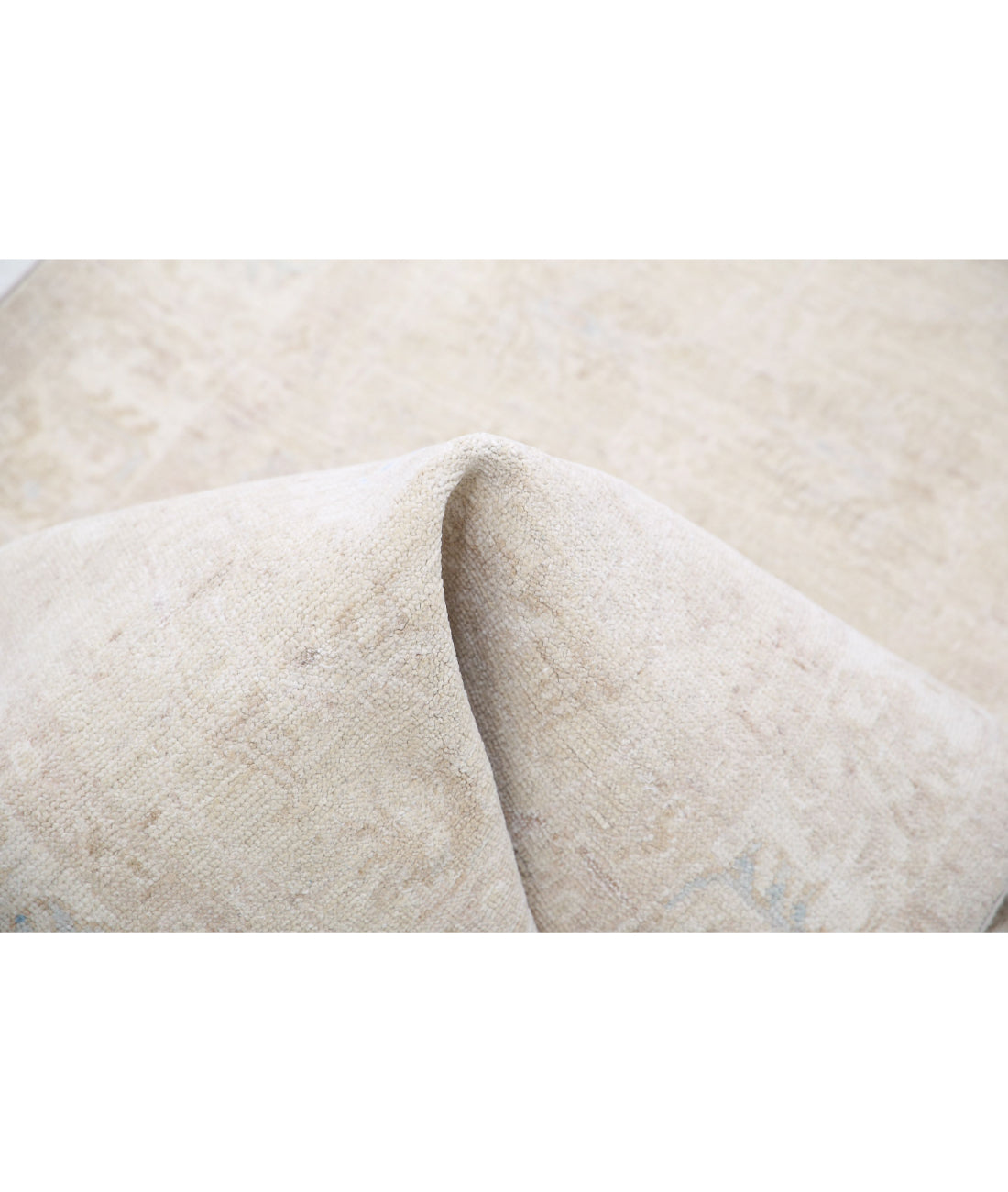 Hand Knotted Serenity Wool Rug - 2'4'' x 6'7'' 2'4'' x 6'7'' (70 X 198) / Taupe / Ivory