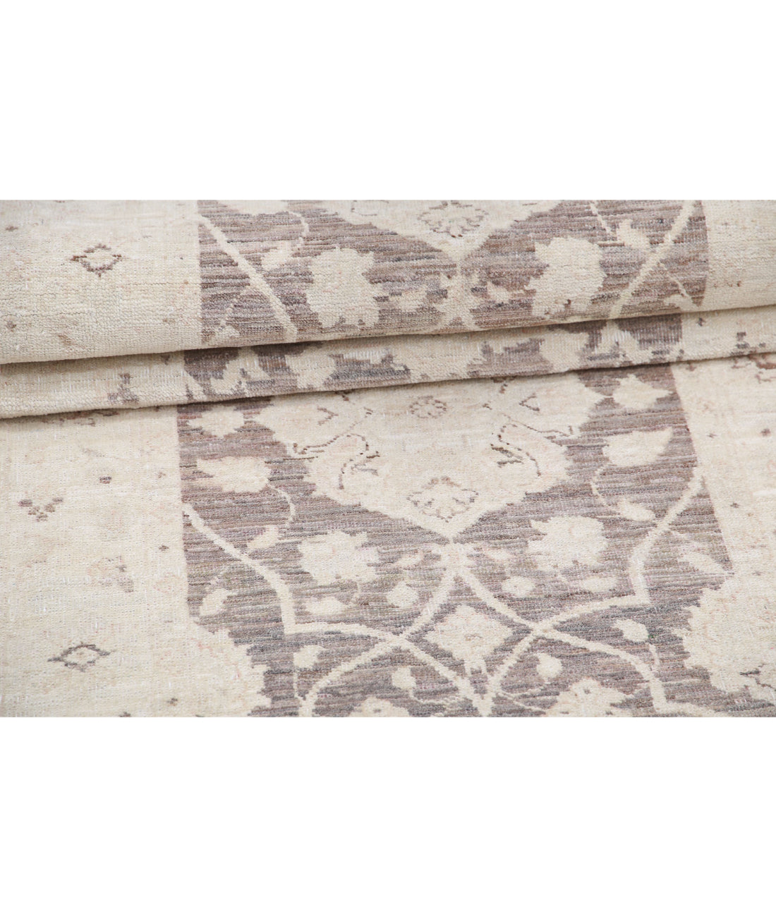 Hand Knotted Serenity Wool Rug - 2'8'' x 9'5'' 2'8'' x 9'5'' (80 X 283) / Brown / Ivory