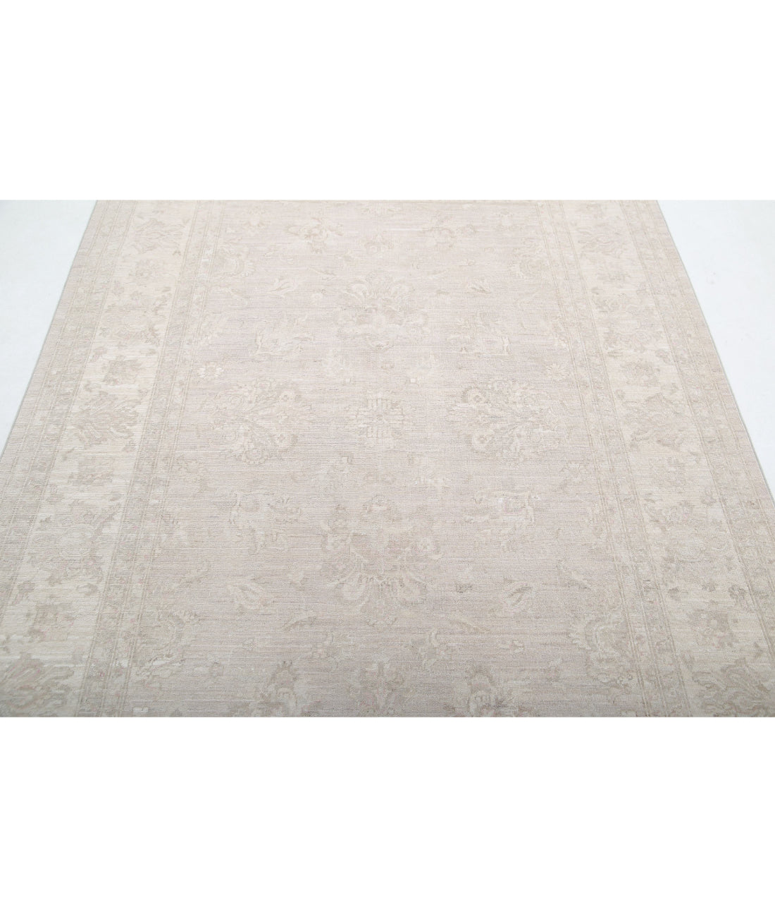 Hand Knotted Serenity Wool Rug - 5'7'' x 7'8'' 5'7'' x 7'8'' (168 X 230) / Grey / Ivory