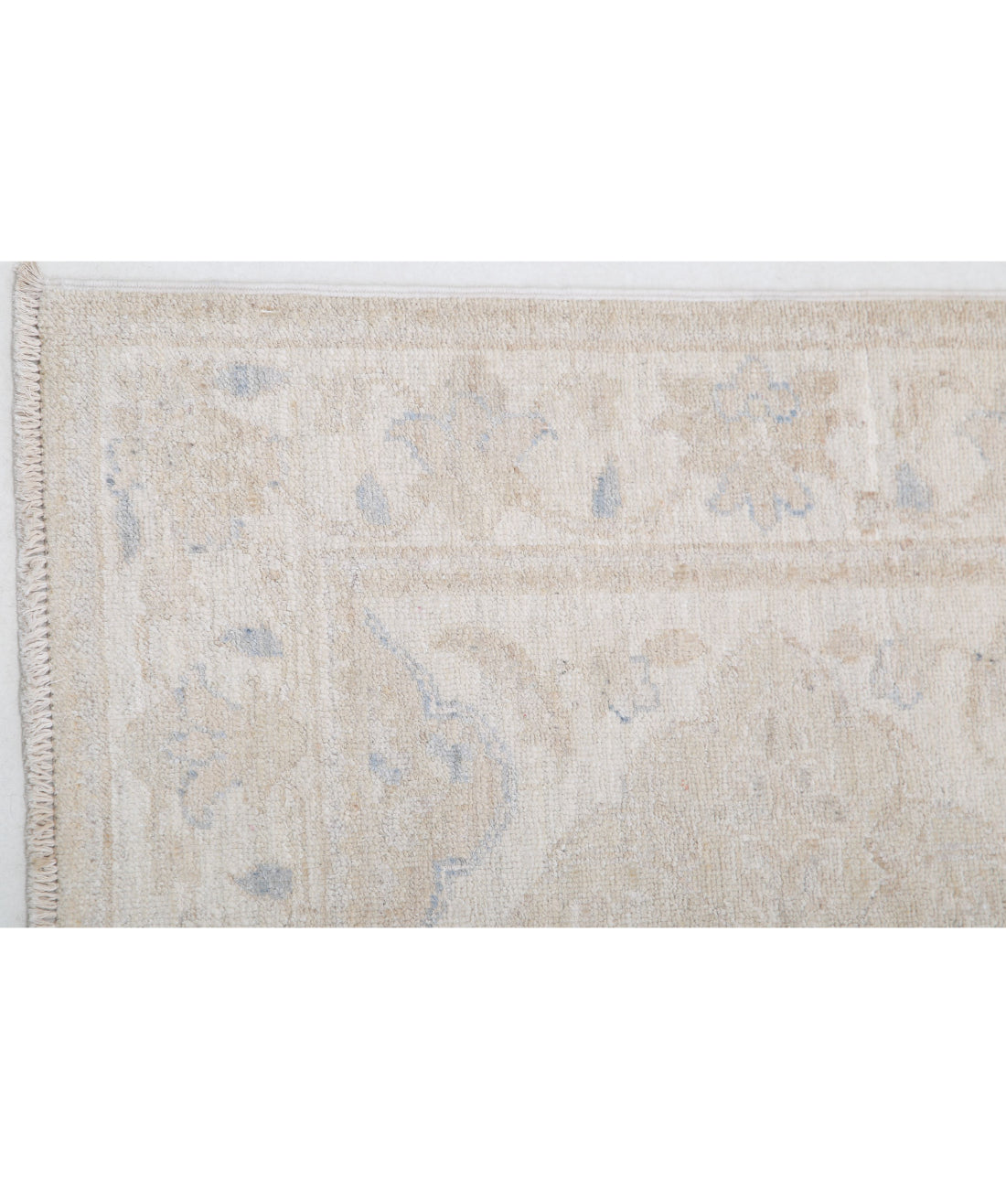 Hand Knotted Serenity Wool Rug - 2'5'' x 5'11'' 2'5'' x 5'11'' (73 X 178) / Ivory / Taupe