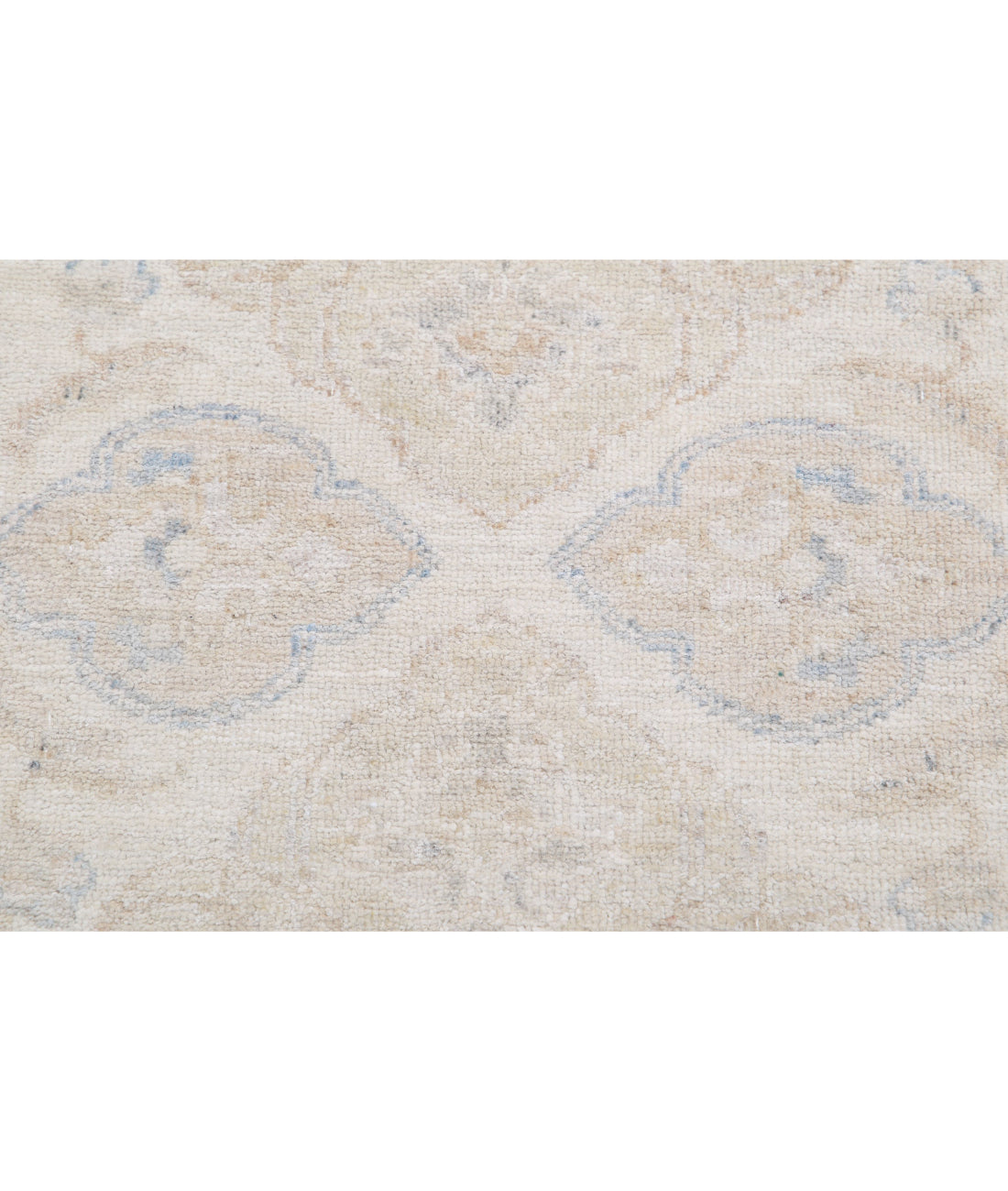 Hand Knotted Serenity Wool Rug - 2'5'' x 5'11'' 2'5'' x 5'11'' (73 X 178) / Ivory / Taupe