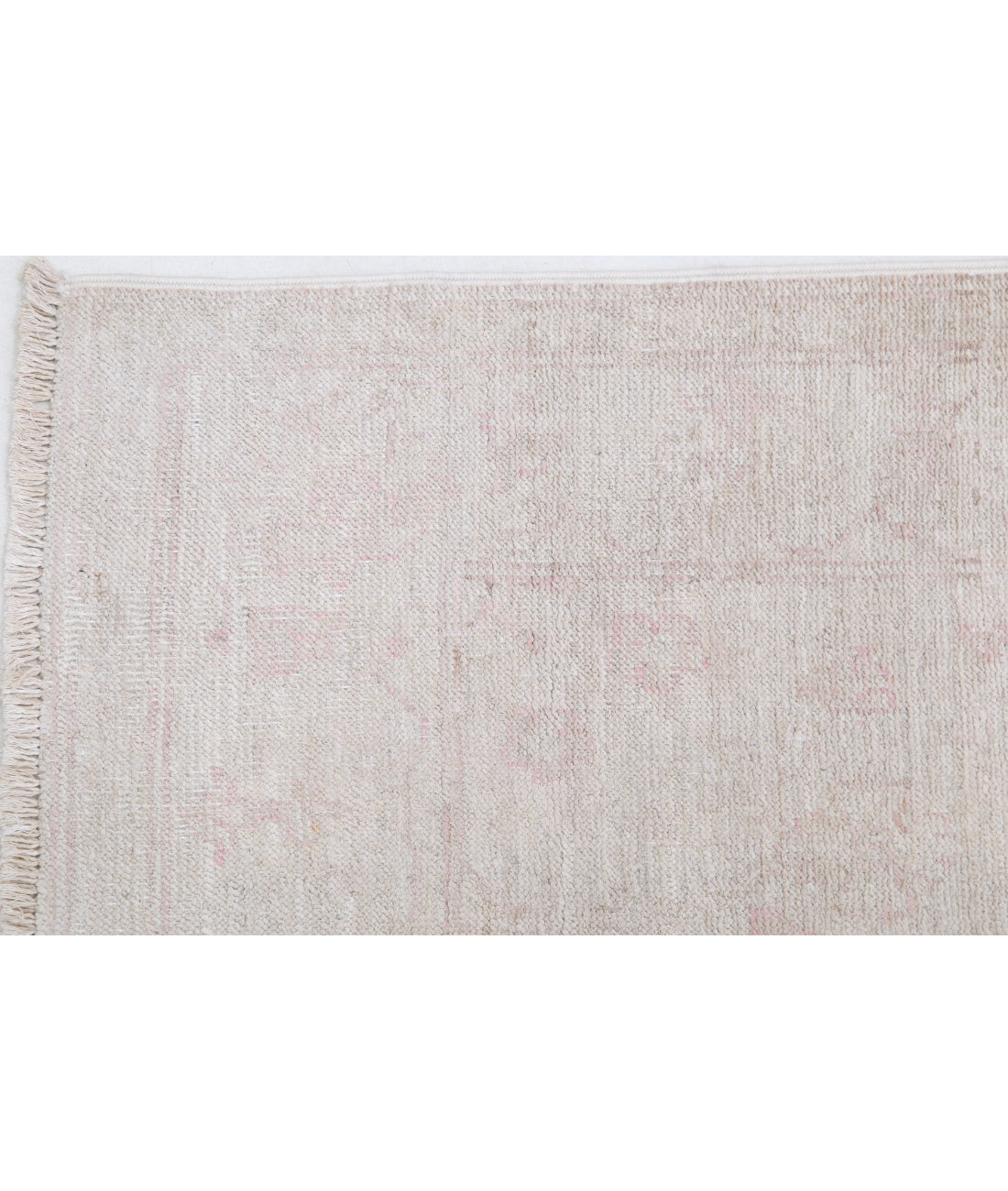 Hand Knotted Serenity Wool Rug - 2'5'' x 9'9'' 2'5'' x 9'9'' (73 X 293) / Ivory / Pink