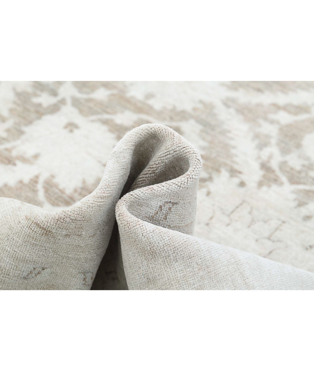 Hand Knotted Serenity Wool Rug - 12'0'' x 14'6'' 12'0'' x 14'6'' (360 X 435) / Brown / Ivory