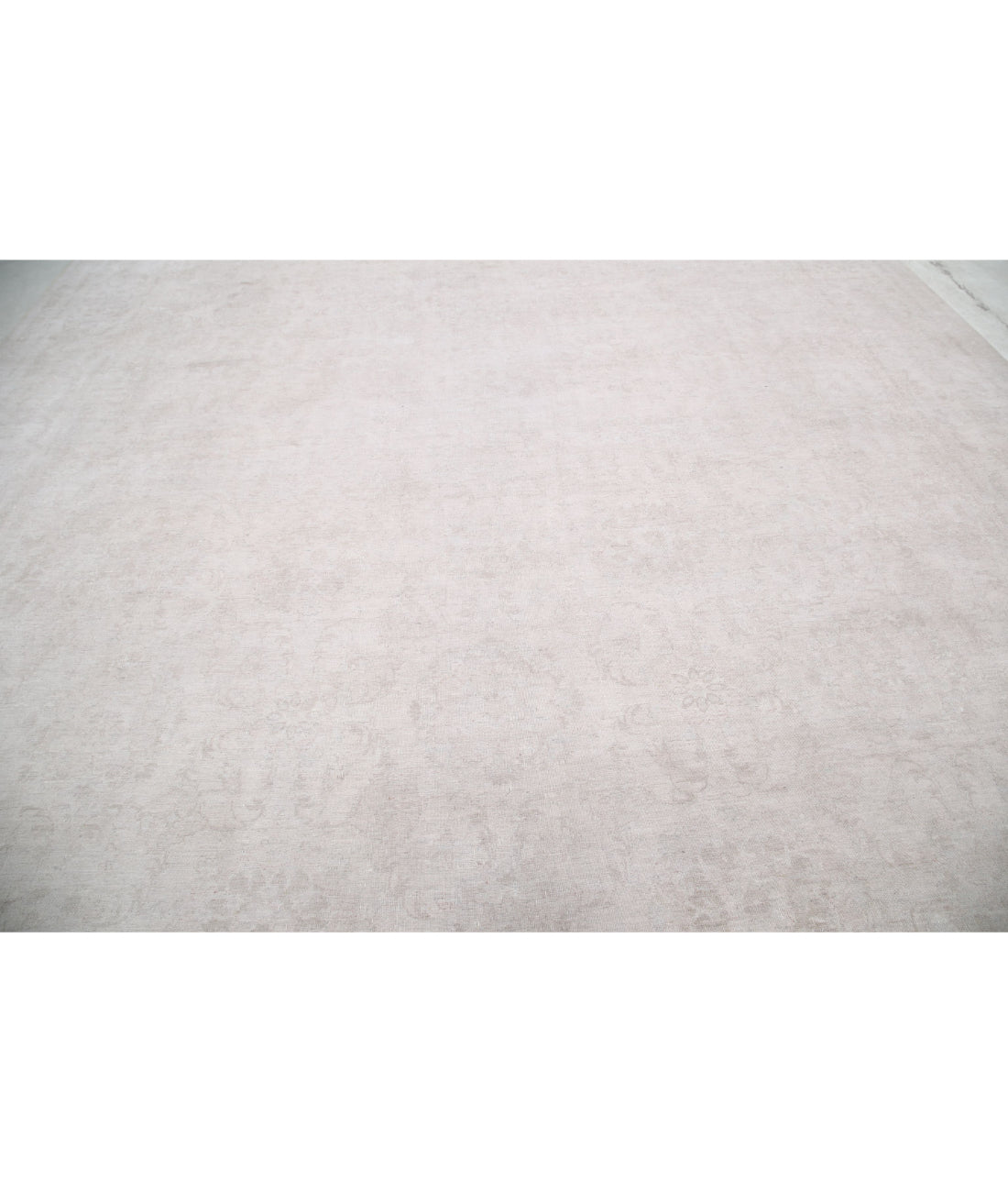 Hand Knotted Serenity Wool Rug - 13'0'' x 16'10'' 13'0'' x 16'10'' (390 X 505) / Ivory / Taupe