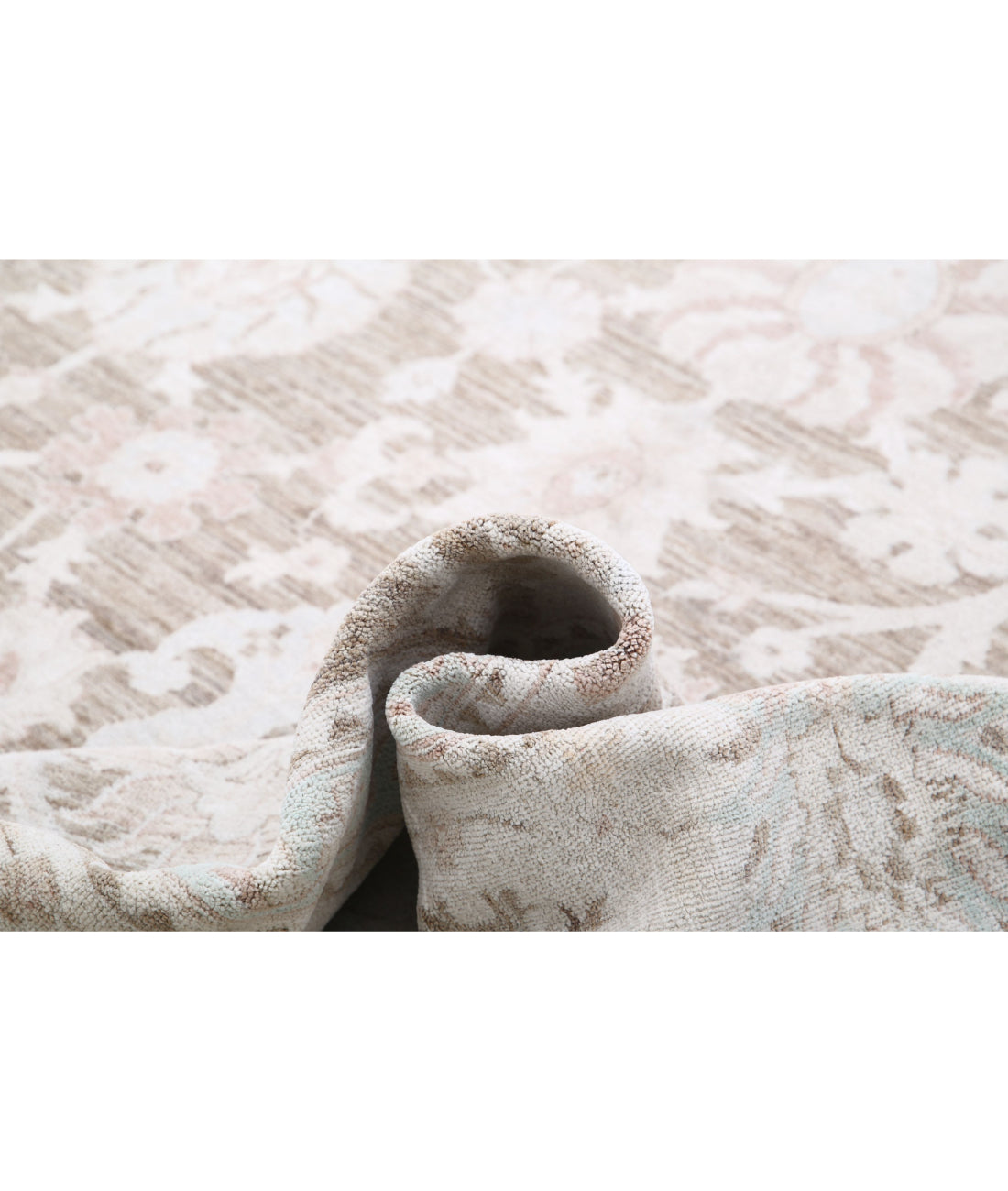 Hand Knotted Serenity Wool Rug - 12'10'' x 18'10'' 12'10'' x 18'10'' (385 X 565) / Brown / Ivory