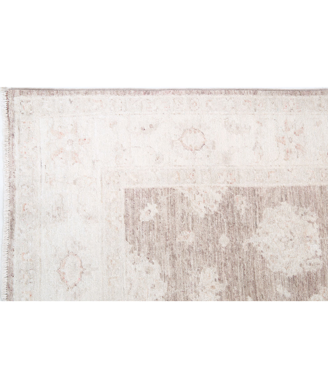 Hand Knotted Serenity Wool Rug - 5'0'' x 6'5'' 5'0'' x 6'5'' (150 X 193) / Brown / Ivory