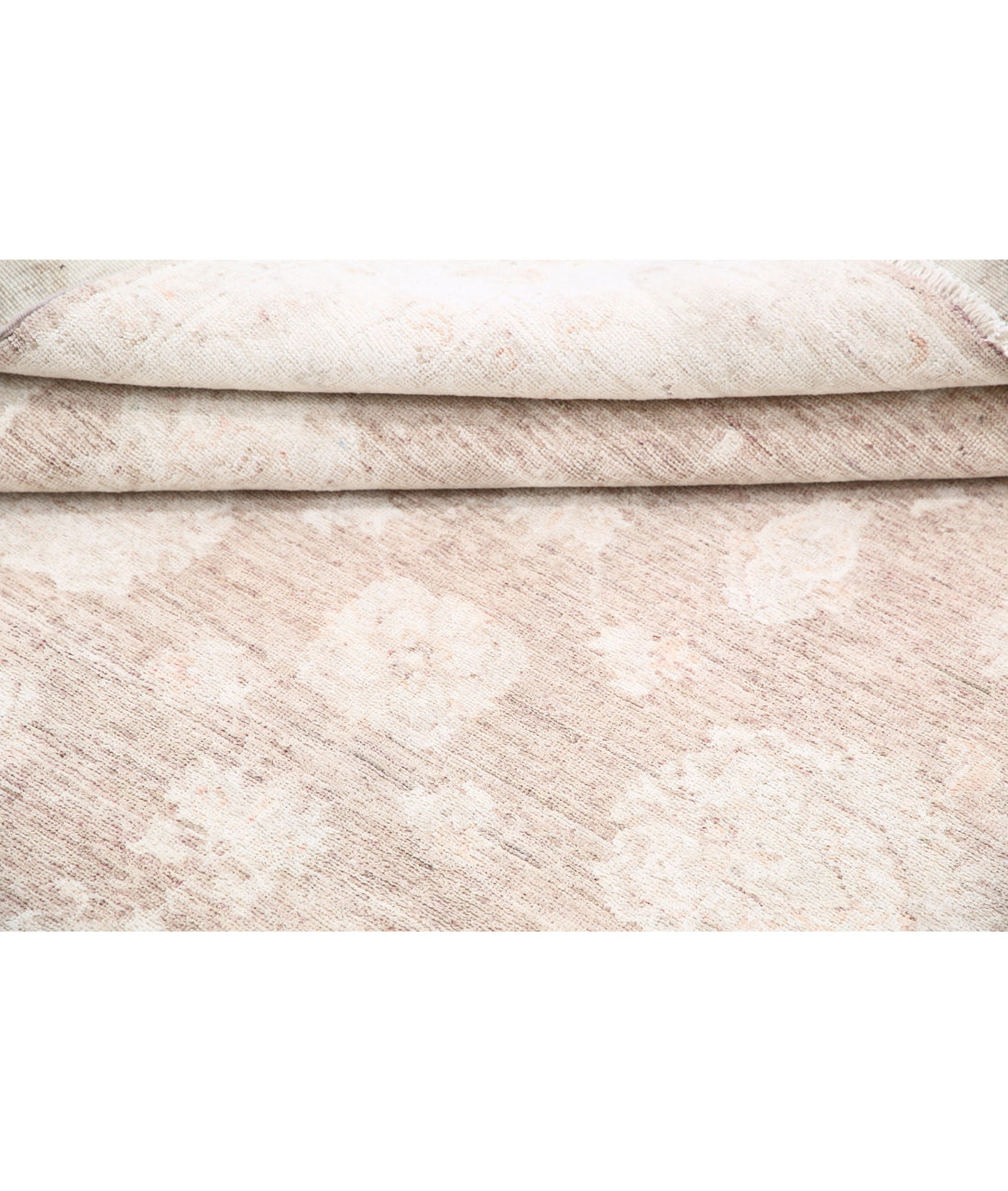 Hand Knotted Serenity Wool Rug - 5'0'' x 6'5'' 5'0'' x 6'5'' (150 X 193) / Brown / Ivory