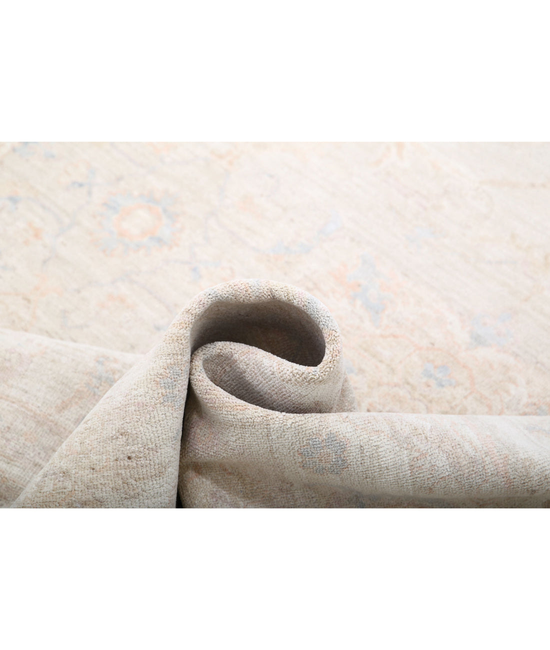 Hand Knotted Serenity Wool Rug - 8'1'' x 9'8'' 8'1'' x 9'8'' (243 X 290) / Ivory / Blue