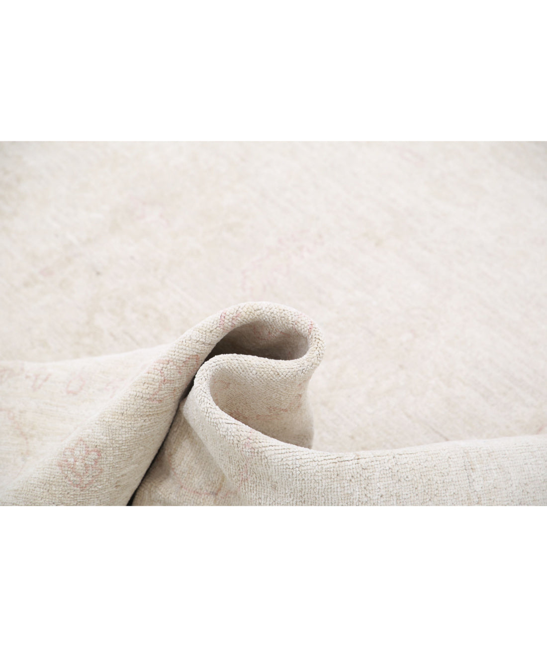 Hand Knotted Serenity Wool Rug - 7'11'' x 9'5'' 7'11'' x 9'5'' (238 X 283) / Ivory / Taupe
