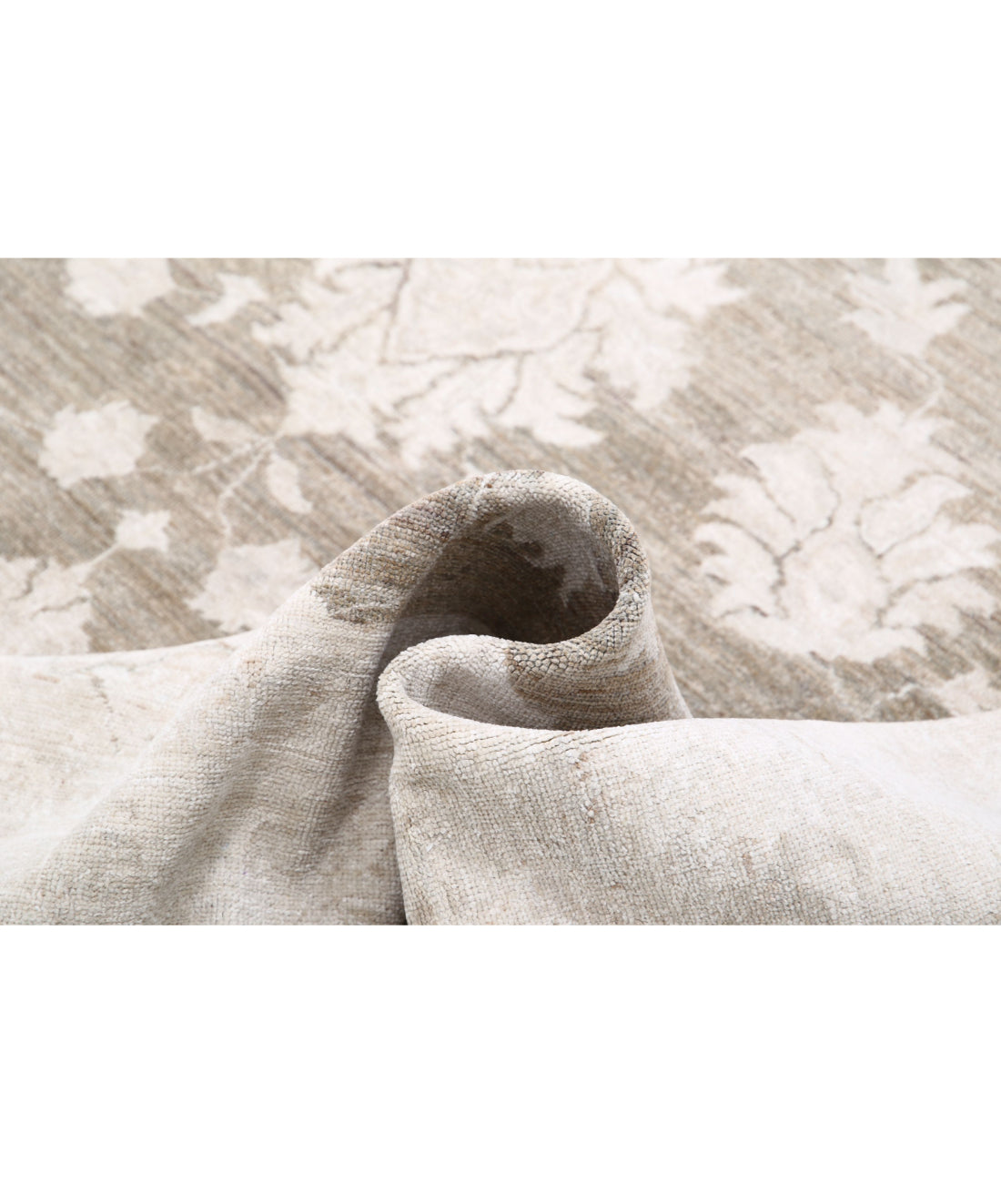 Hand Knotted Serenity Wool Rug - 8'9'' x 11'9'' 8'9'' x 11'9'' (263 X 353) / Taupe / Ivory