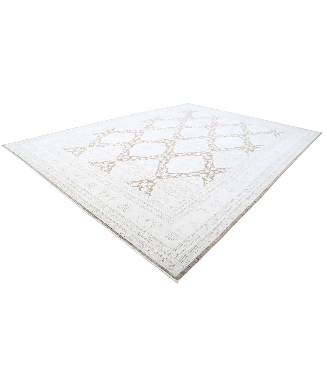 Hand Knotted Serenity Wool Rug - 13'0'' x 17'6'' 13'0'' x 17'6'' (390 X 525) / Brown / Ivory