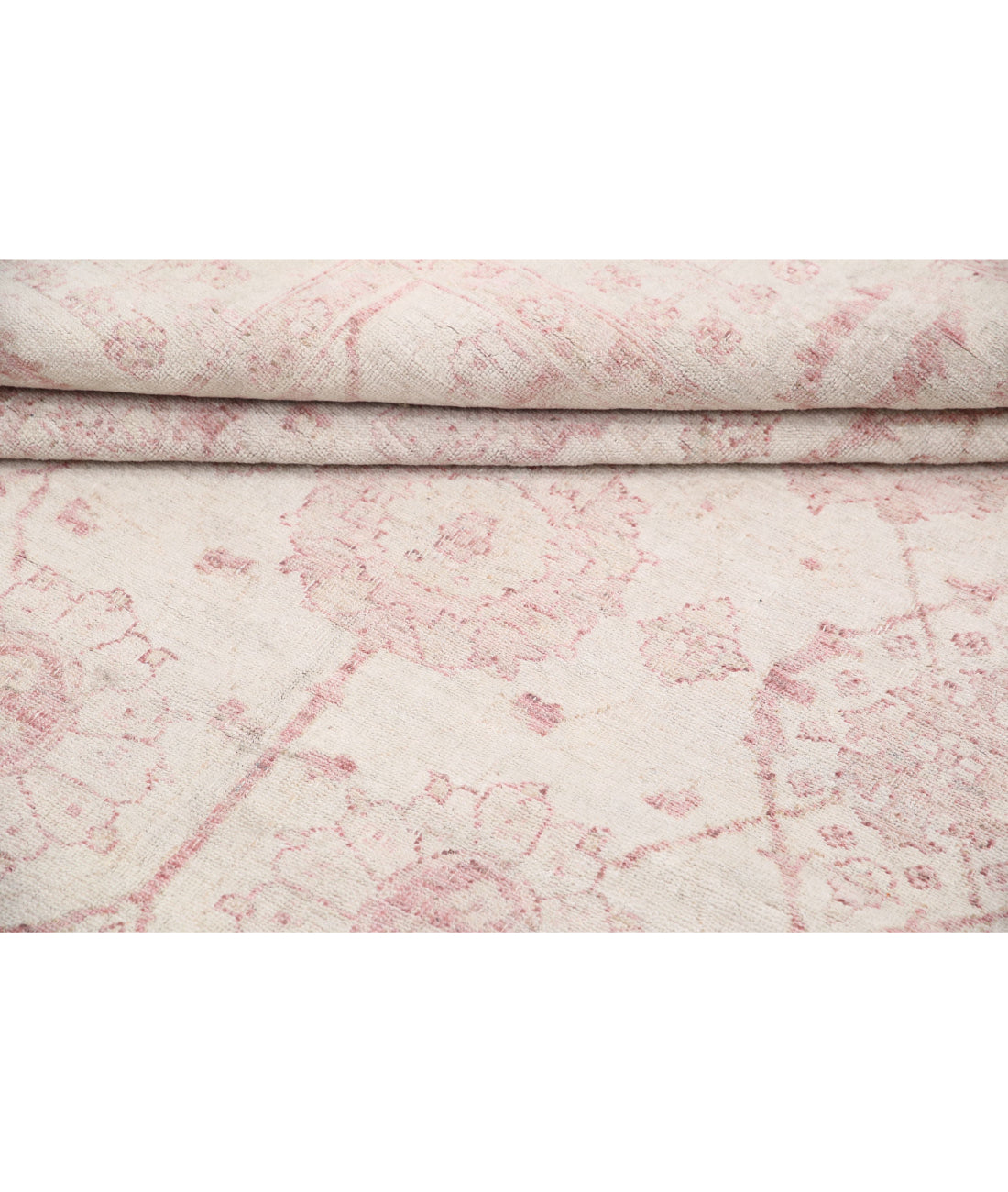 Hand Knotted Serenity Wool Rug - 8'6'' x 17'5'' 8'6'' x 17'5'' (255 X 523) / Ivory / Pink