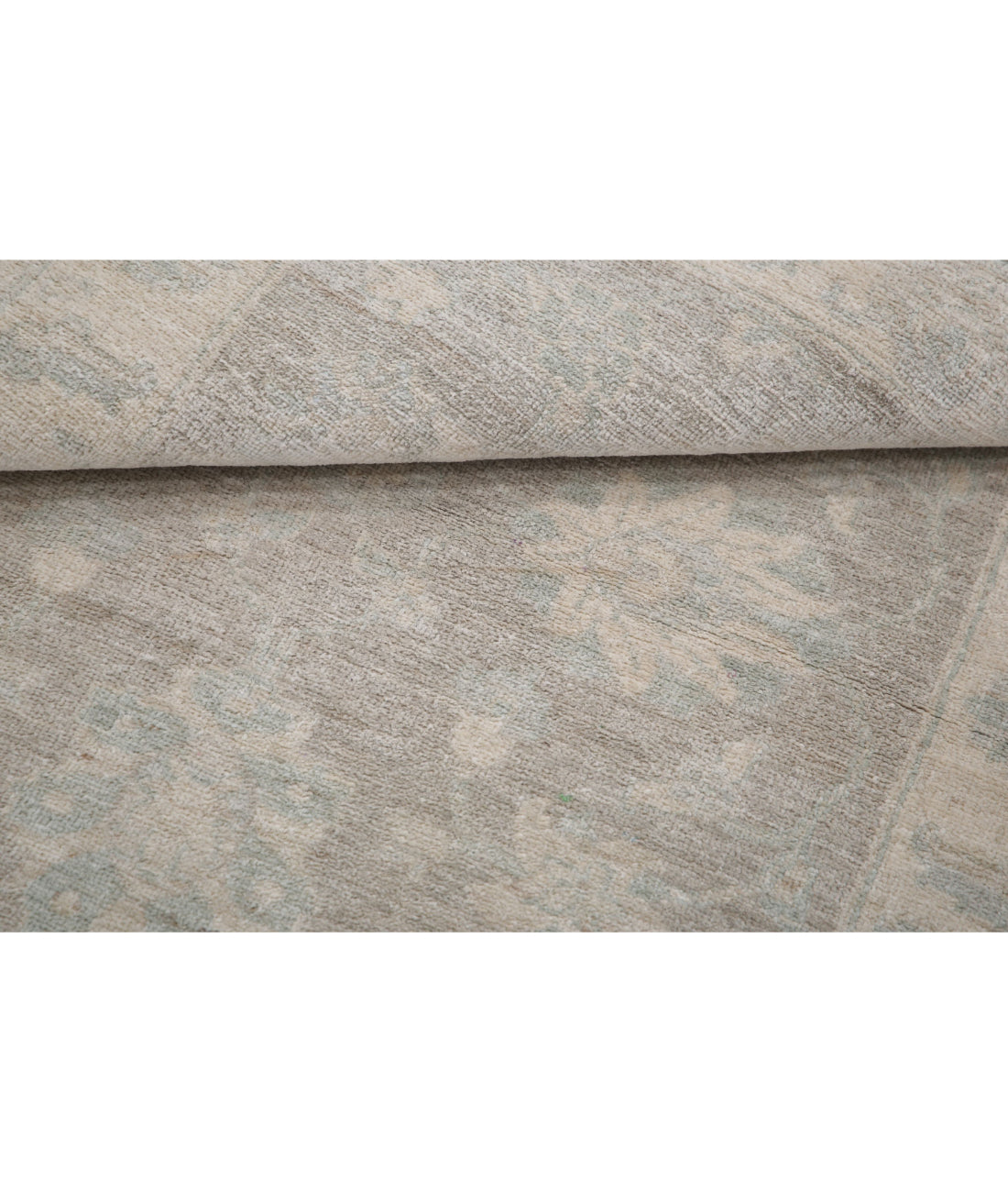 Hand Knotted Serenity Wool Rug - 3'1'' x 4'7'' 3'1'' x 4'7'' (93 X 138) / Brown / Ivory