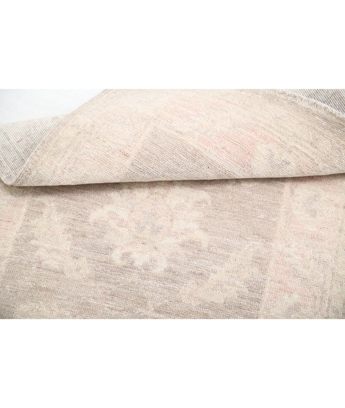 Hand Knotted Serenity Wool Rug - 2'1'' x 3'1'' 2'1'' x 3'1'' (63 X 93) / Brown / Ivory