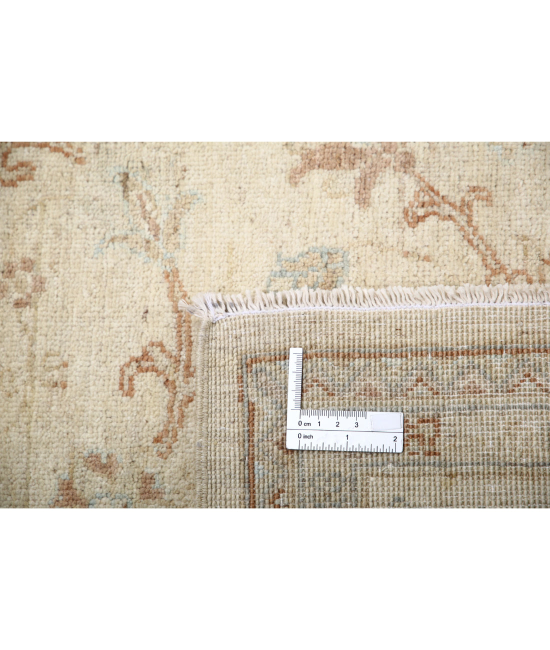 Hand Knotted Serenity Wool Rug - 5'5'' x 7'6''