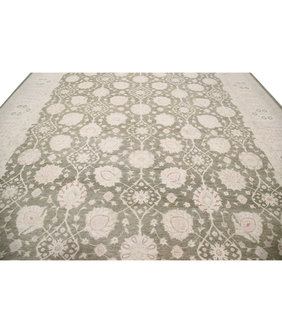 Hand Knotted Serenity Wool Rug - 11'11'' x 14'5'' 11'11'' x 14'5'' (358 X 433) / Green / Ivory