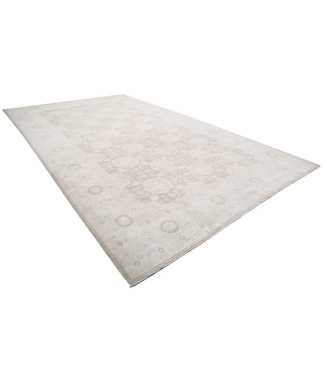 Hand Knotted Serenity Wool Rug - 10'10'' x 18'5'' 10'10'' x 18'5'' (325 X 553) / Taupe / Ivory