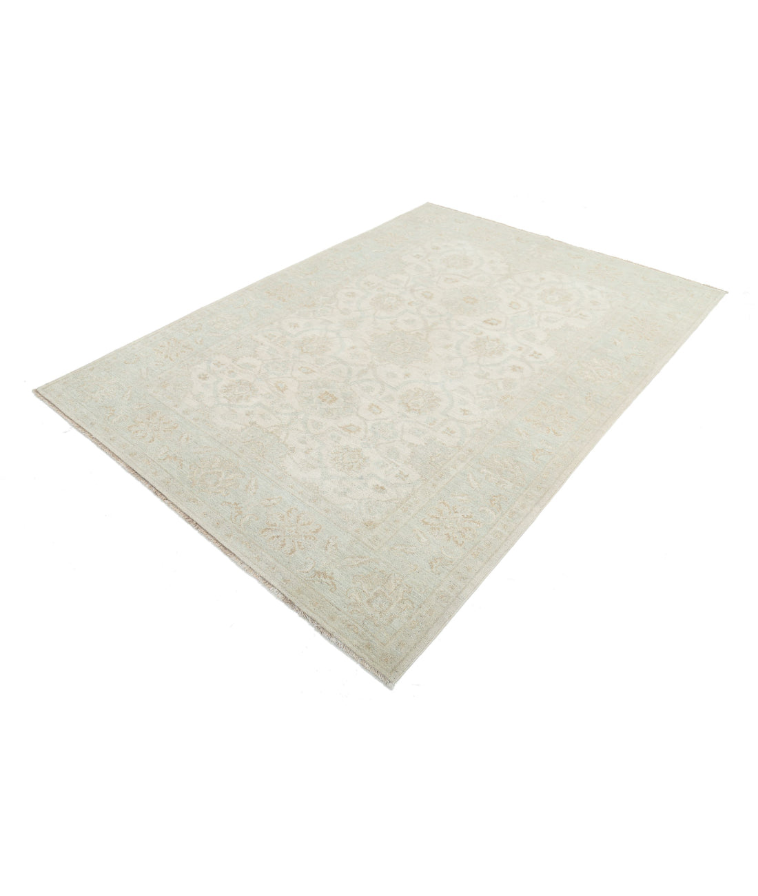 Hand Knotted Serenity Wool Rug - 6'0'' x 8'7'' 6'0'' x 8'7'' (180 X 258) / Ivory / Green