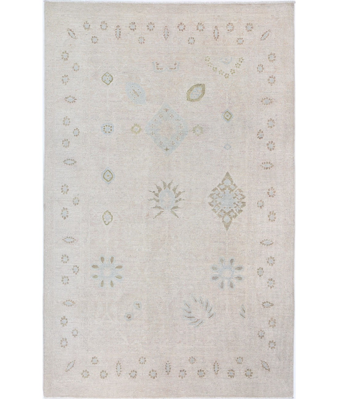 Hand Knotted Serenity Wool Rug - 4'9'' x 7'5''